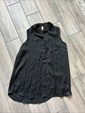American Apparel Black Sleeveless Button-Down Blouse